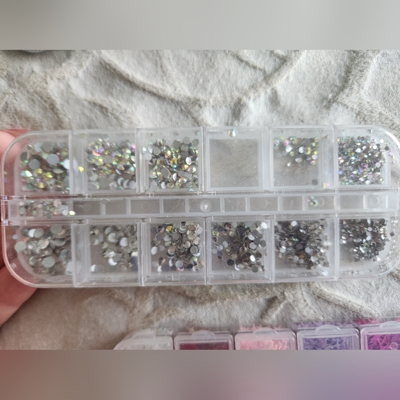 Assorted Nail Decals/Rhinestones/Decor/Glitter - Picture 4 of 5